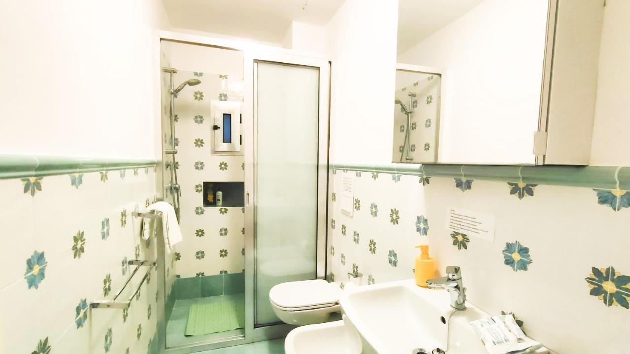 Casa Vacanza "Nonna Matilde" A Meta Di Sorrento, 600Mt Dal Mare, Casa Per 4 Exterior foto